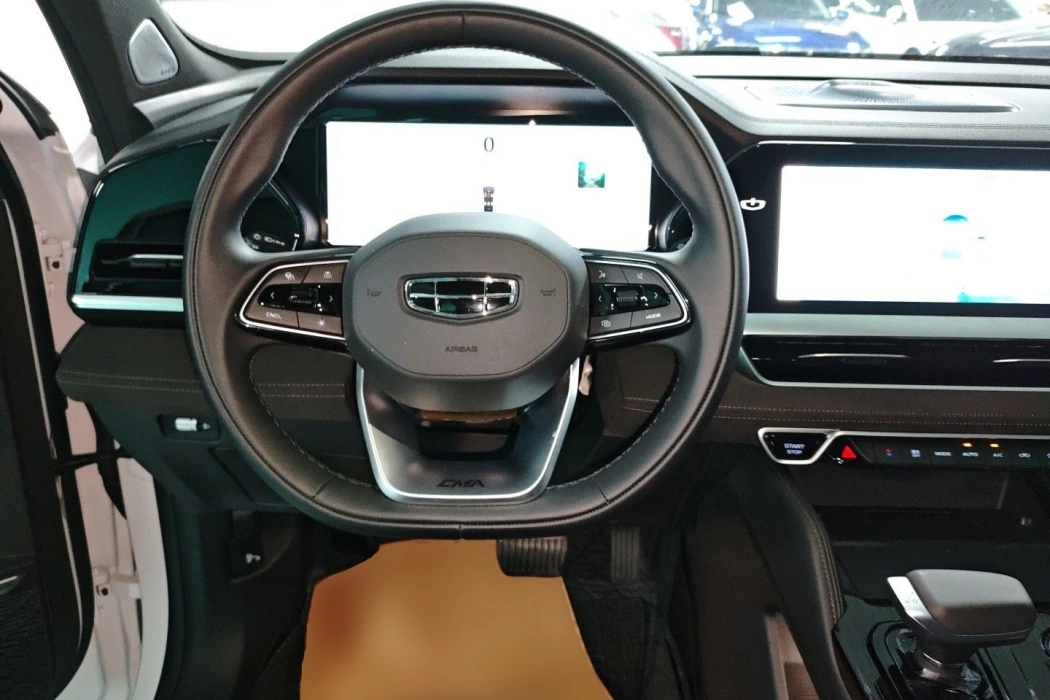 Фото машины 24