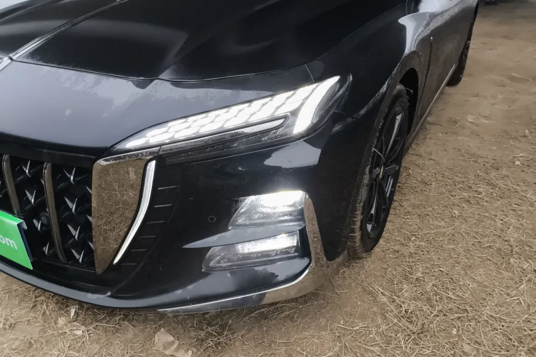 Hongqi H6 2023 Model 2.0T Zhishang Version