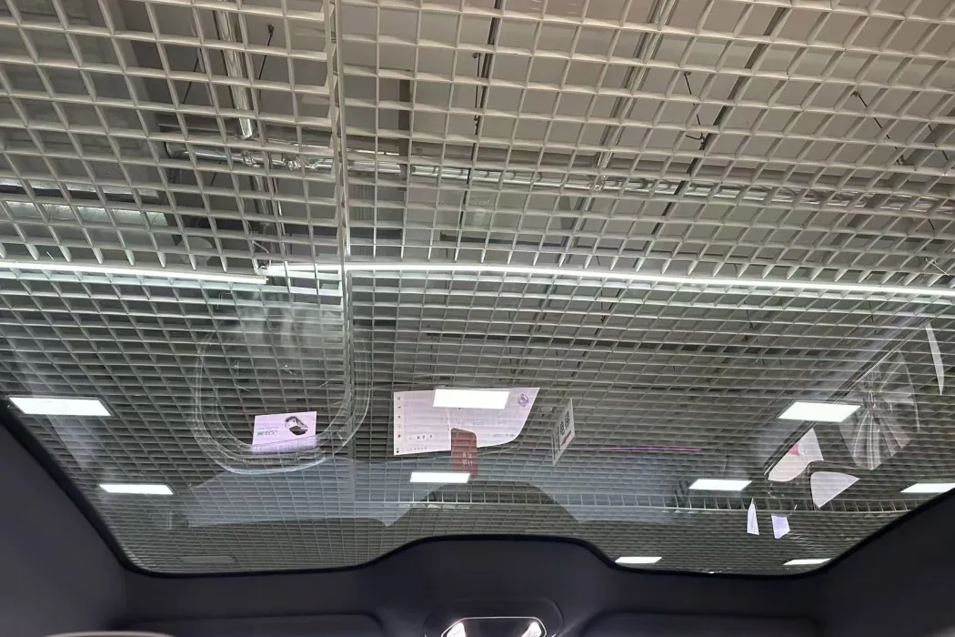 Hongqi EH7 2024 model 690 Pro