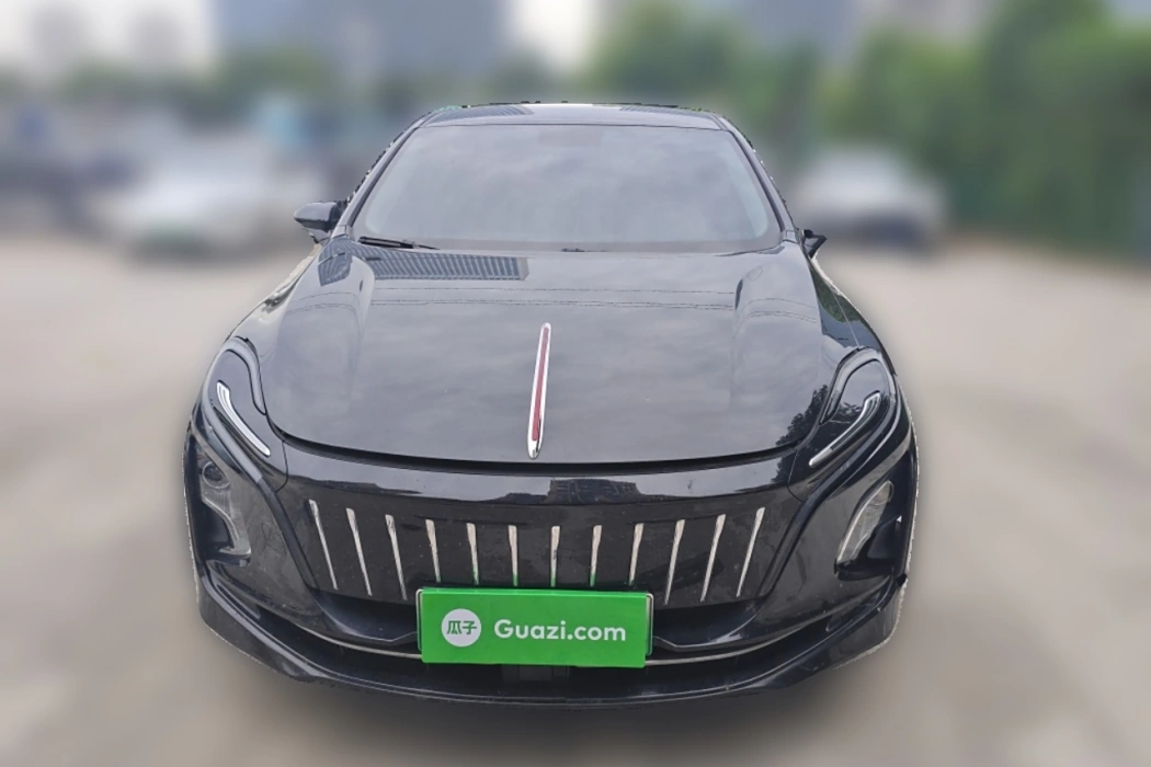 Hongqi E-QM5 2023 model facelift Basic Travel Version