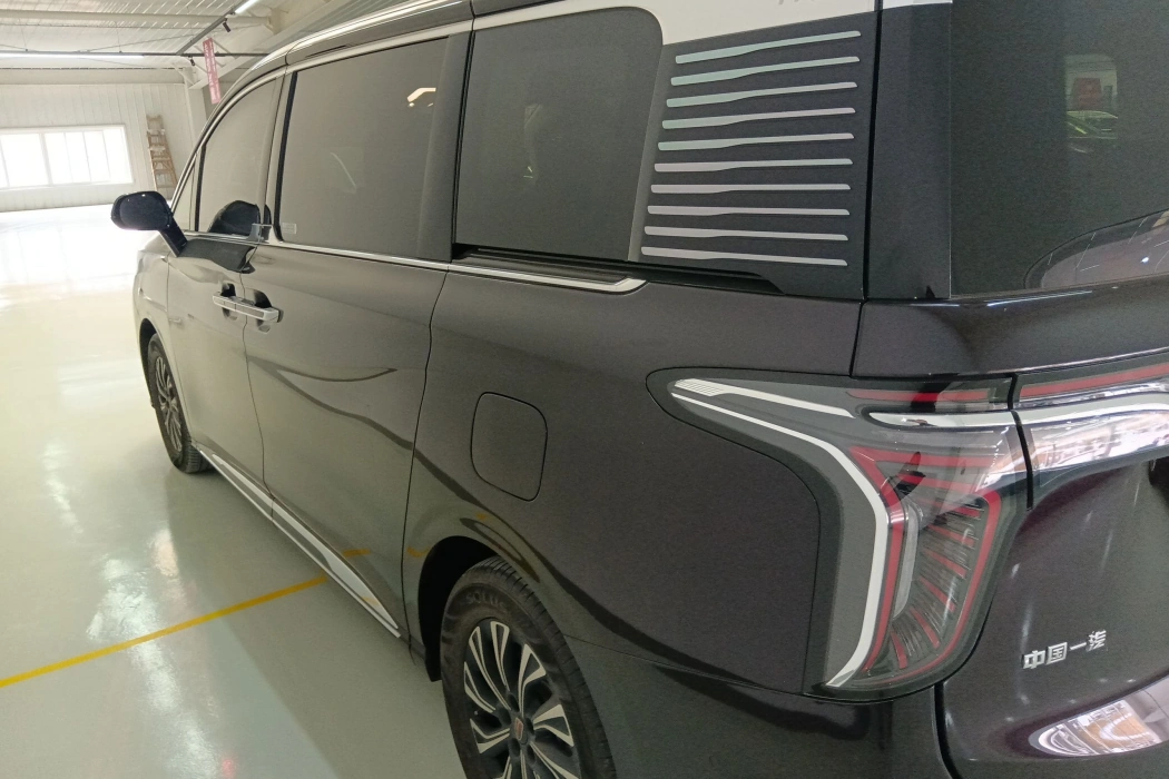 Hongqi HQ9 PHEV 2024 2.0T four-wheel drive Deluxe Edition