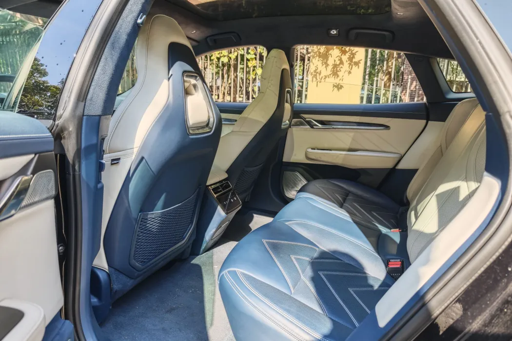 Фото машины 24