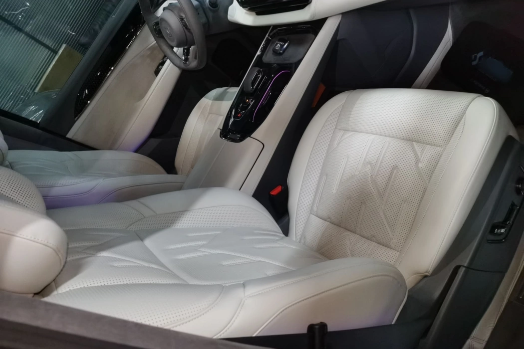 Extreme Krypton 009 2024 six-seater executive edition four-wheel drive 108kWh