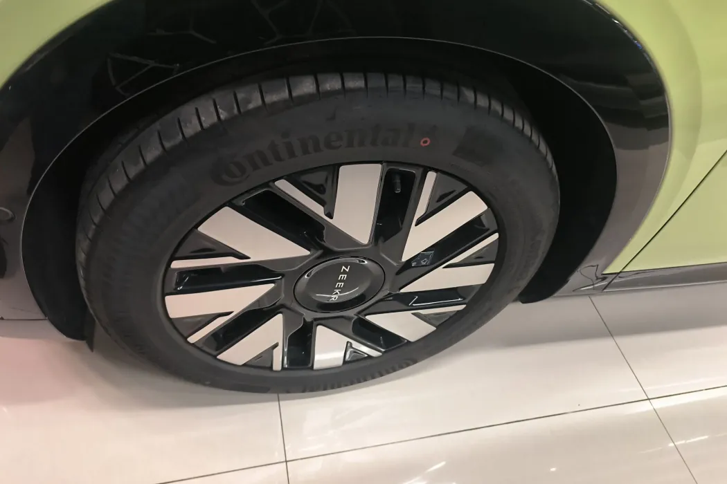 Фото машины 23