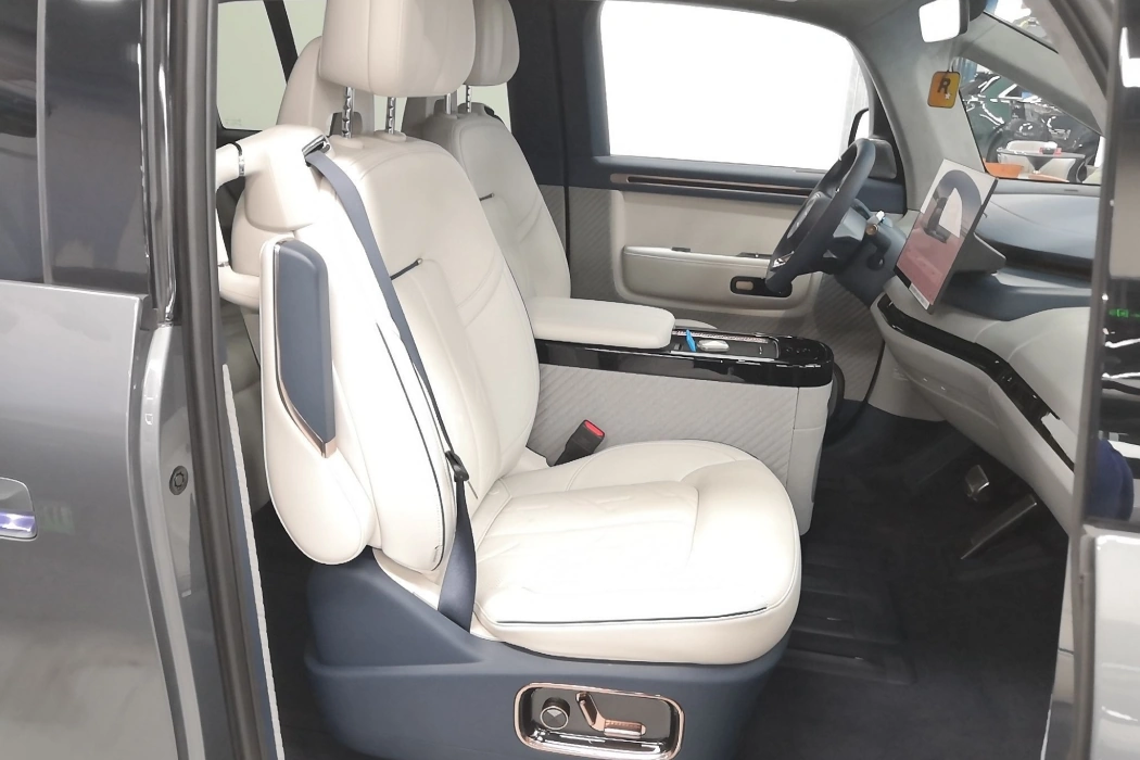 Фото машины 33