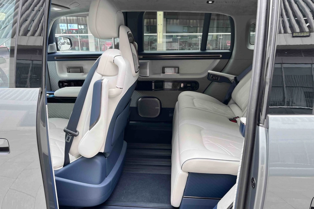 Фото машины 35