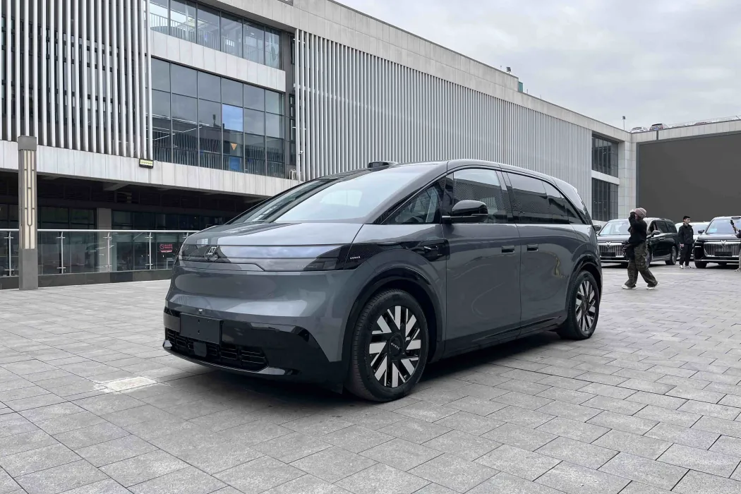 Фото машины 34