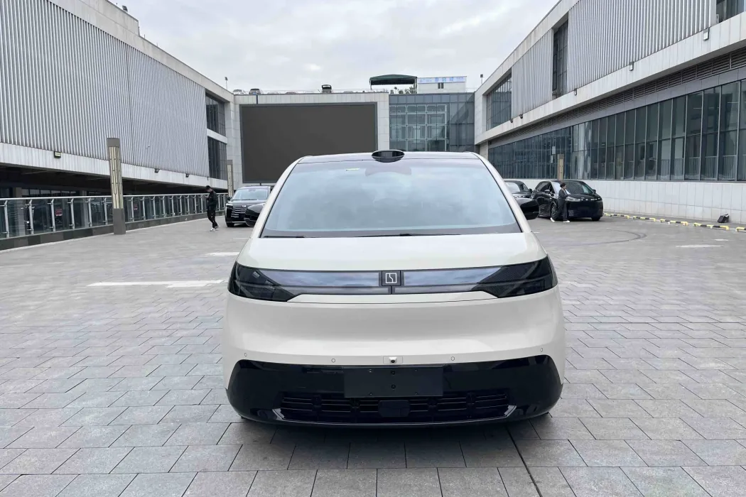 Фото машины 30