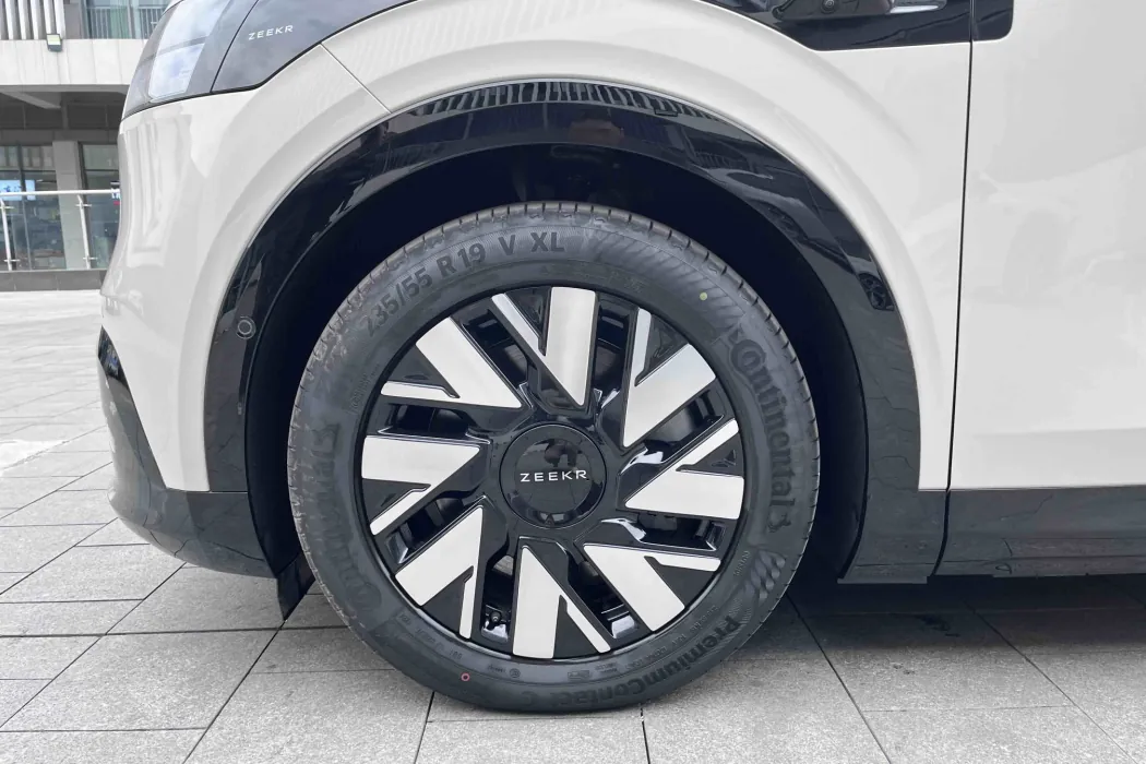 Фото машины 34