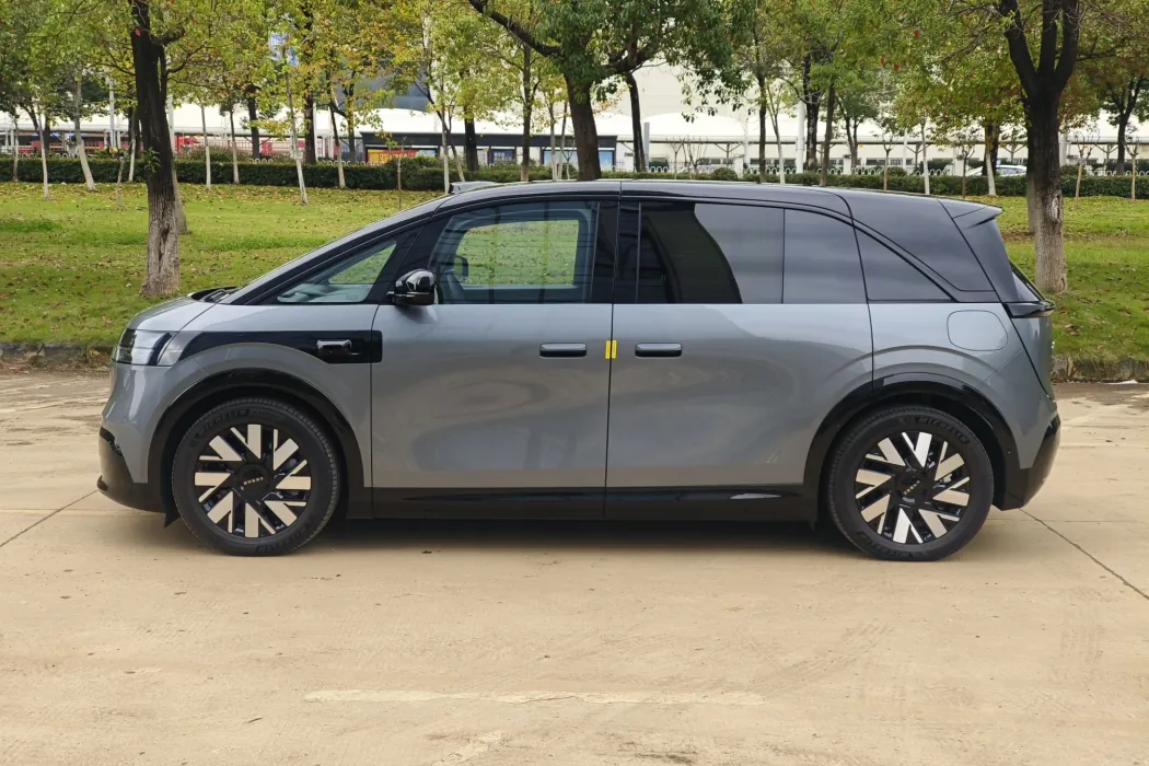 Фото машины 23