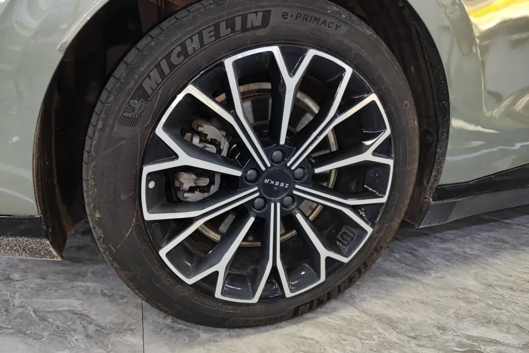 Фото машины 27