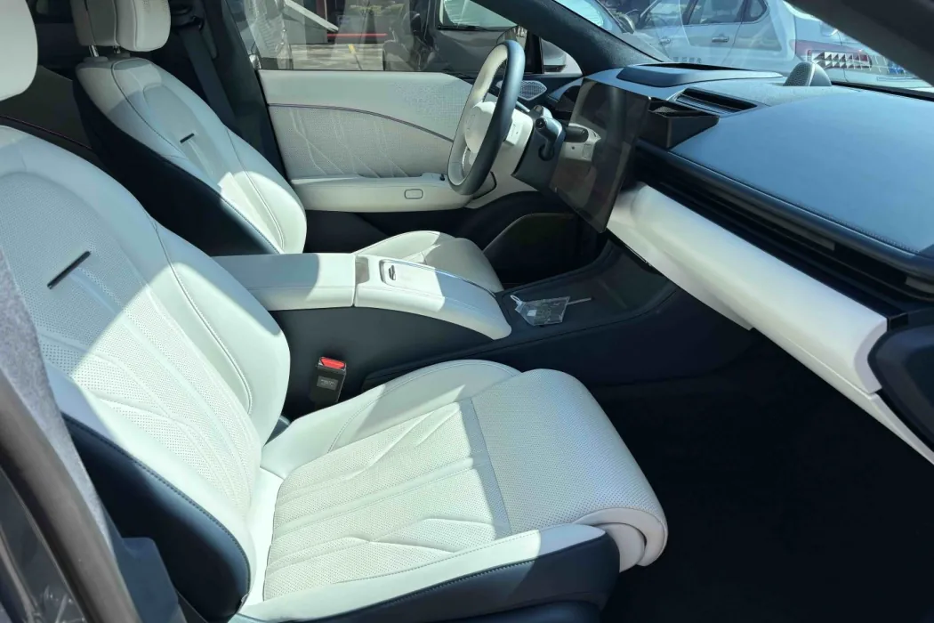 Фото машины 32