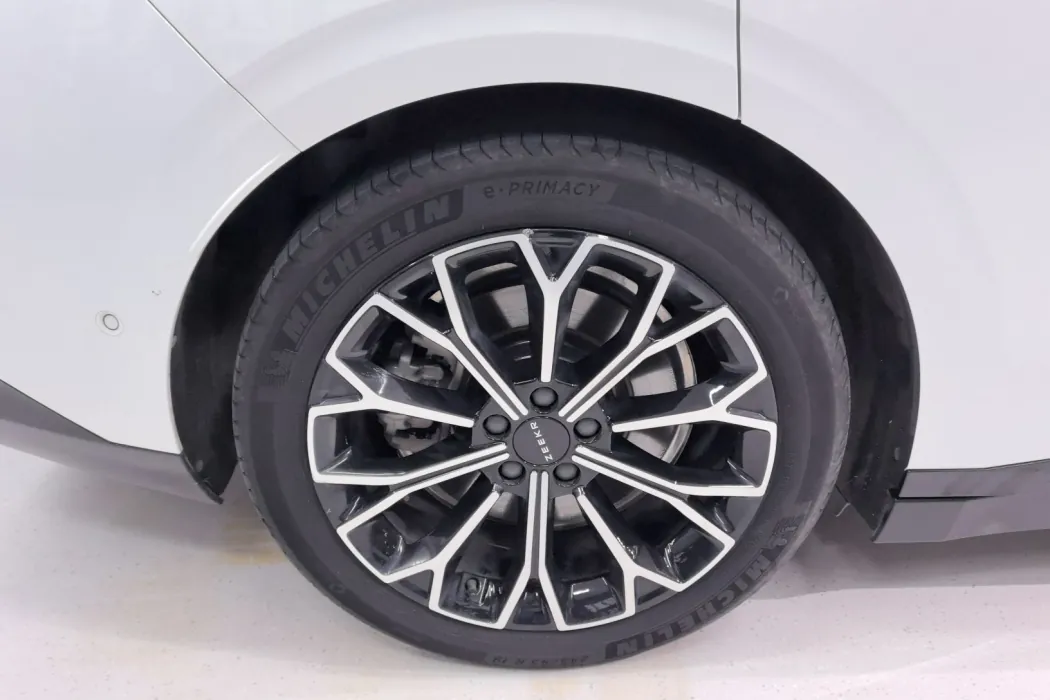 Фото машины 26