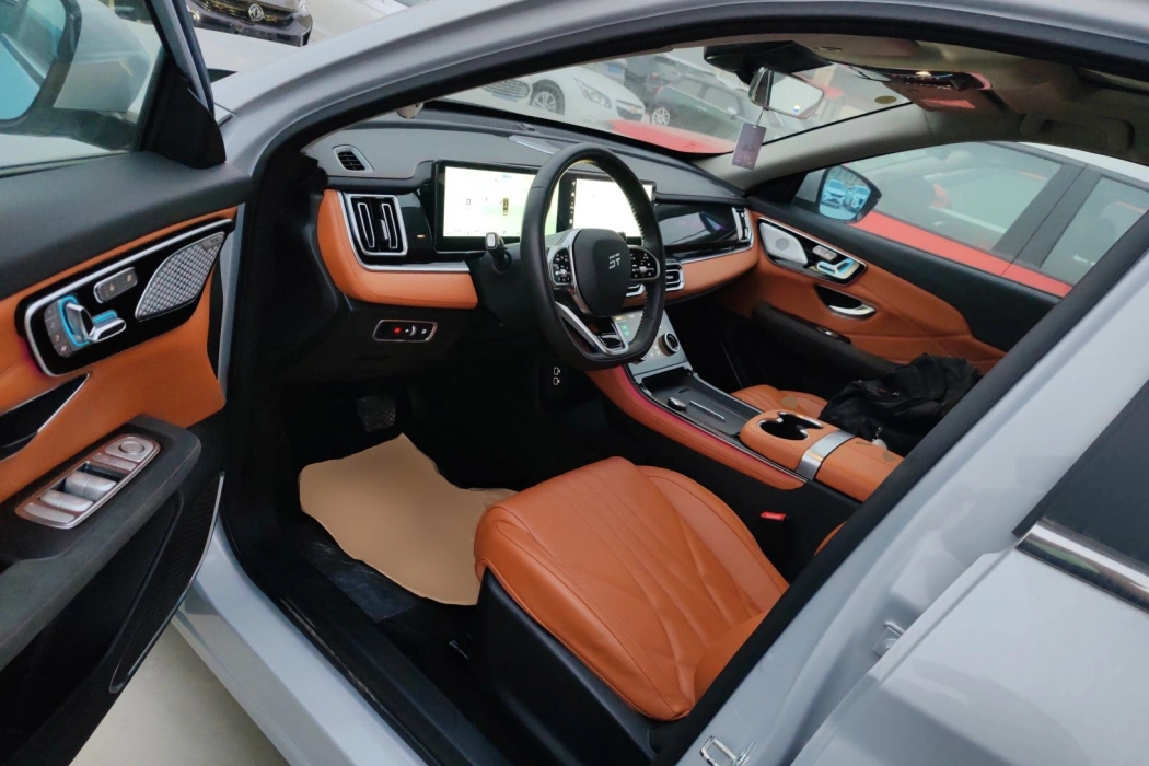 Jietu Shanhai L7 2024 1.5T 120km ULTRA 7 seats