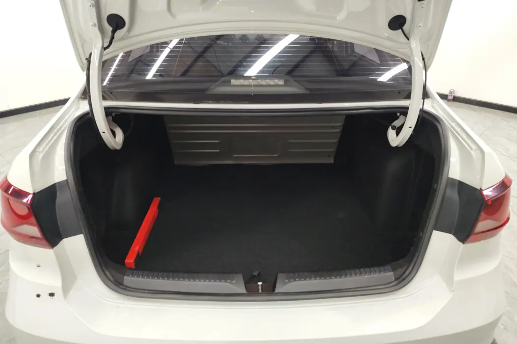 Jetta VA3 2021 1.5L manual Aggressive Version