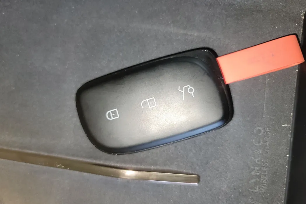 Lynk & Co Z10 2024 95kWh 702km four-wheel drive smart driving Ultra