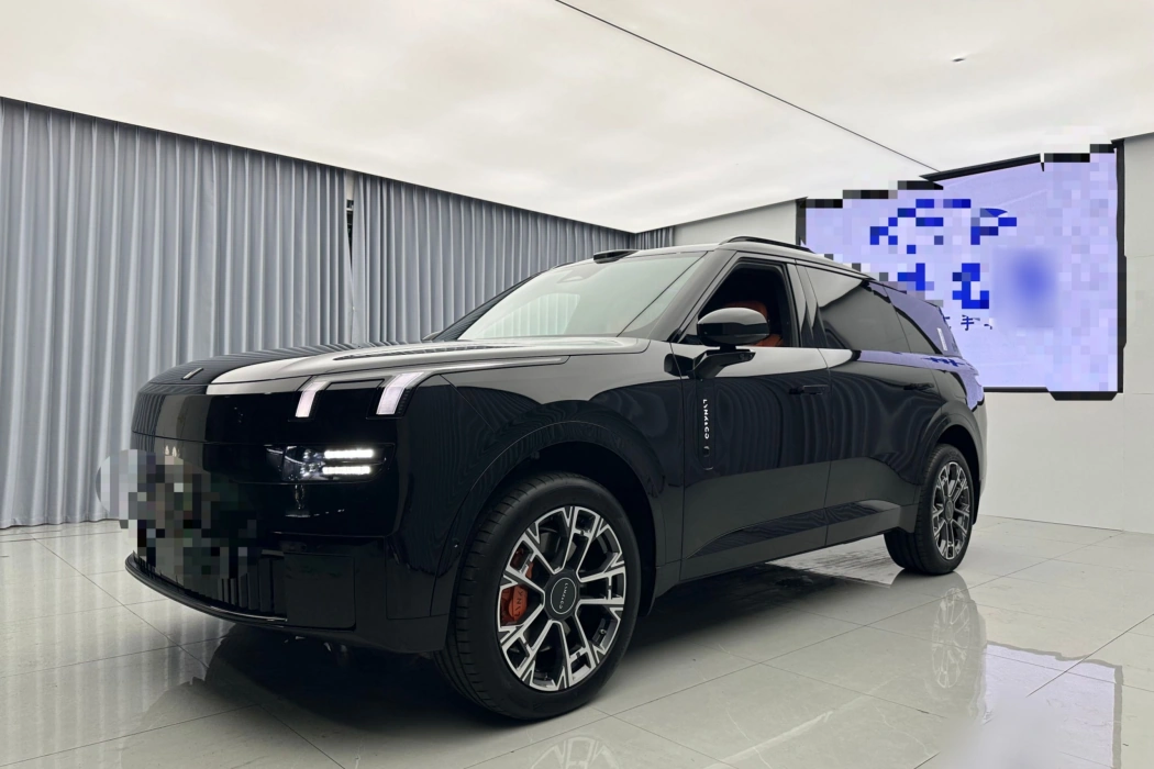 Lynk & Co 900 2025 model 1.5T Ultra