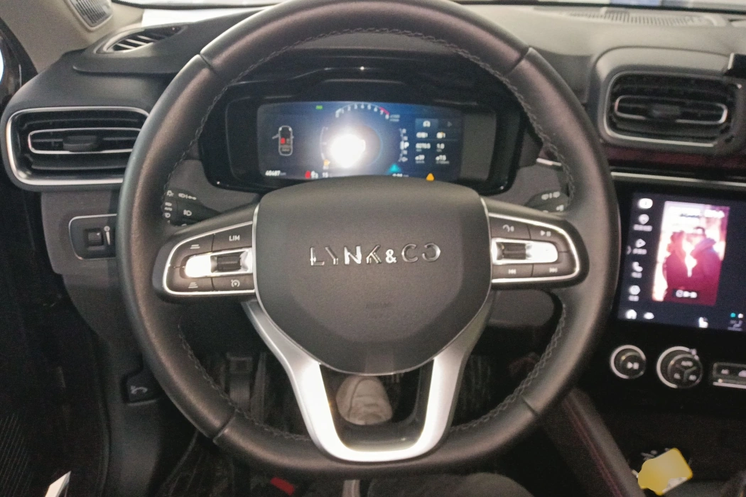 Lynk & Co 02 2021 2.0 TD Automatic Two-wheel drive Yao Champion Edition