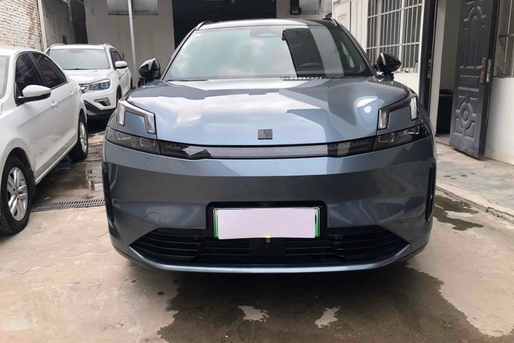 Lynk & Co. 08 EM-P 2025 220km four-wheel drive performance Halo