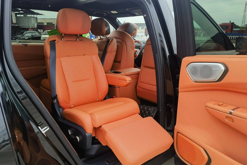 Фото машины 30