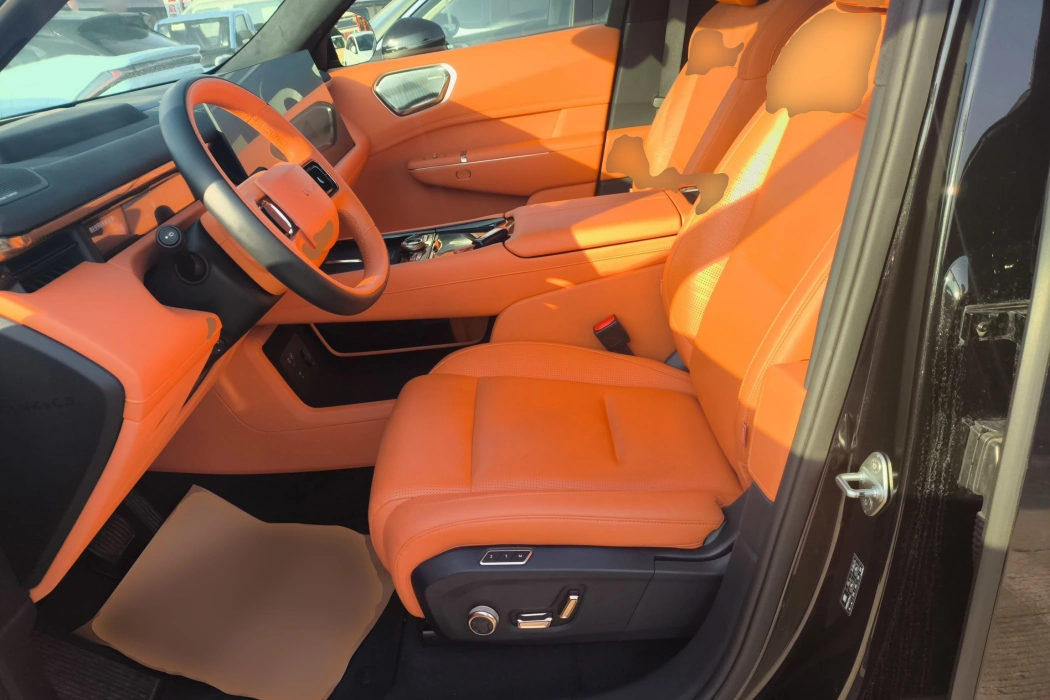 Lynk & Co 900 2025 model 1.5T Ultra