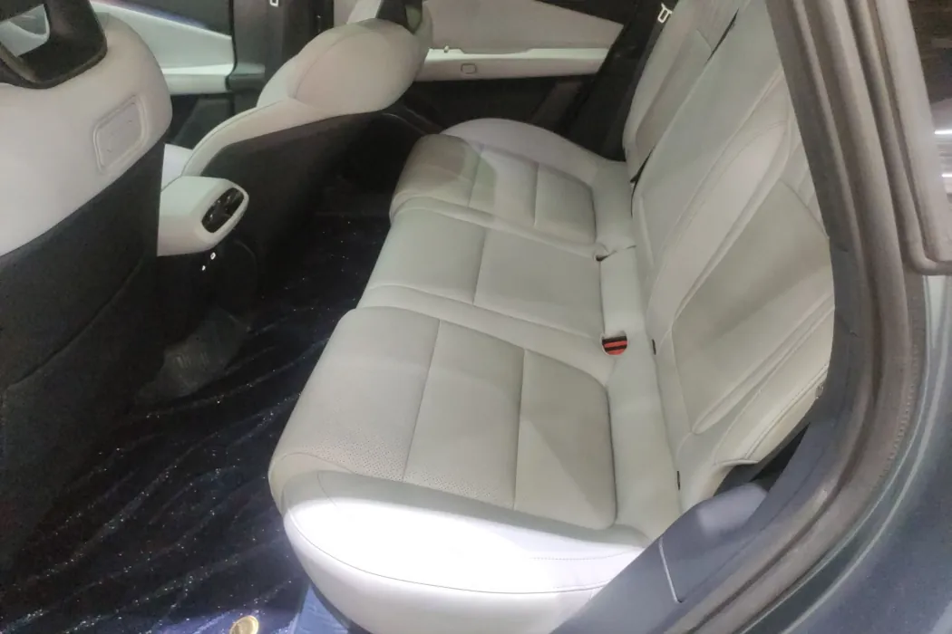 Lynk & Co Z10 2024 95kWh 702km four-wheel drive smart driving Ultra