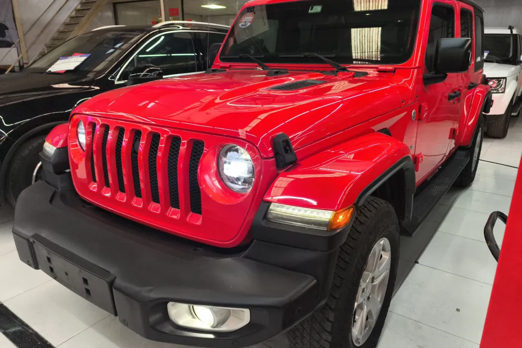 Jeep Wrangler 2018 2.0T Sahara four-door version