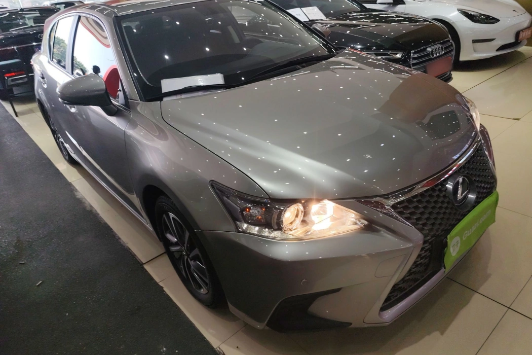 Lexus CT 2020 CT200h Elite Edition Monochrome