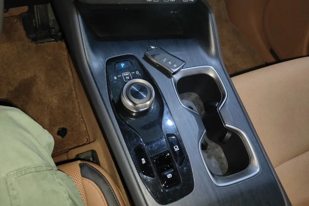 Lexus RZ 2023 450e four-wheel drive indulgent edition