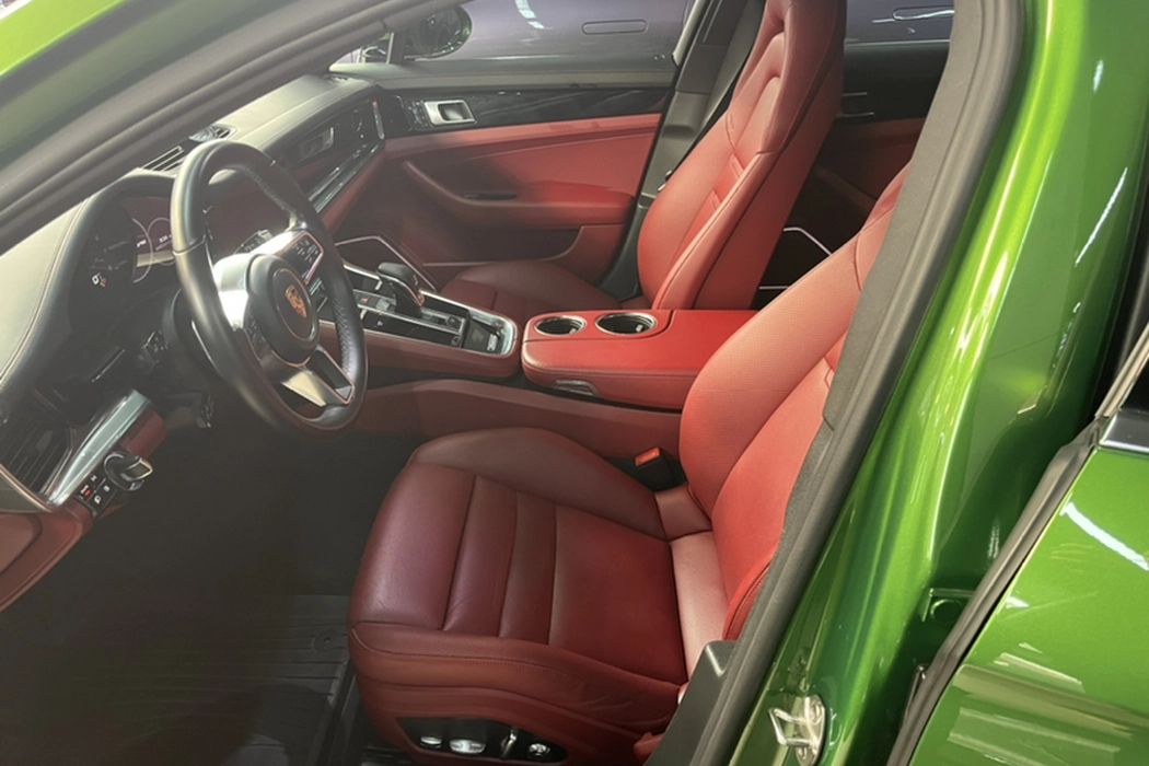 Land Rover Range Rover Sport Edition 2020 Model 3.0 L6 HSE DYNAMIC