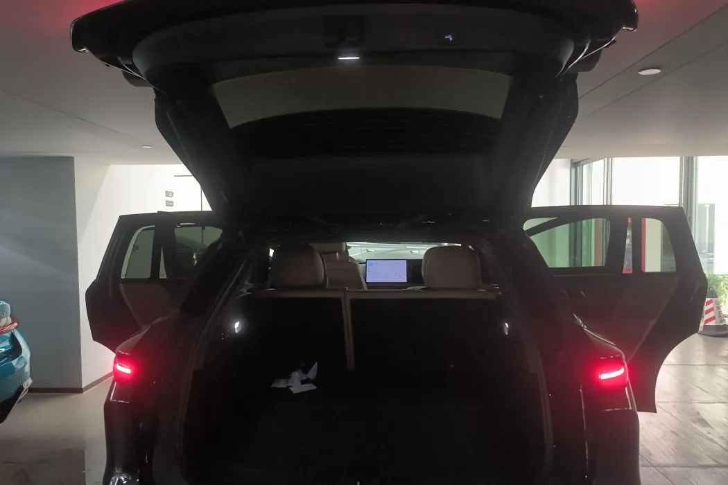 Ideal car Ideal i6 2025 two-wheel drive standard type