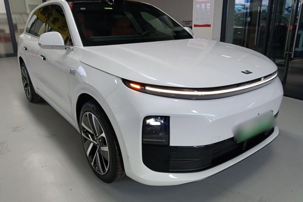 Ideal car Ideal L6 2024 Max