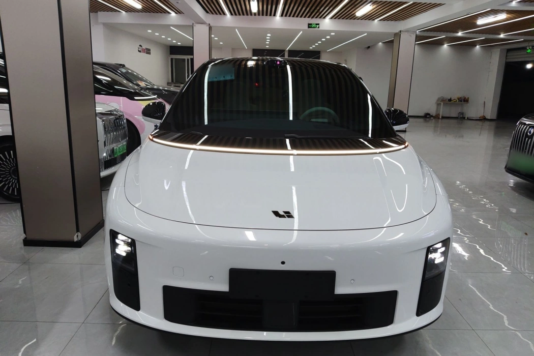 Ideal car Ideal i6 2025 four-wheel drive standard type