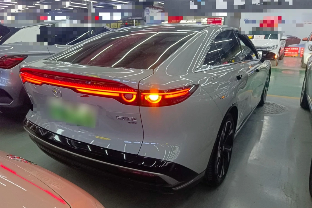 马自达EZ-6 2024款 纯电600智尊版