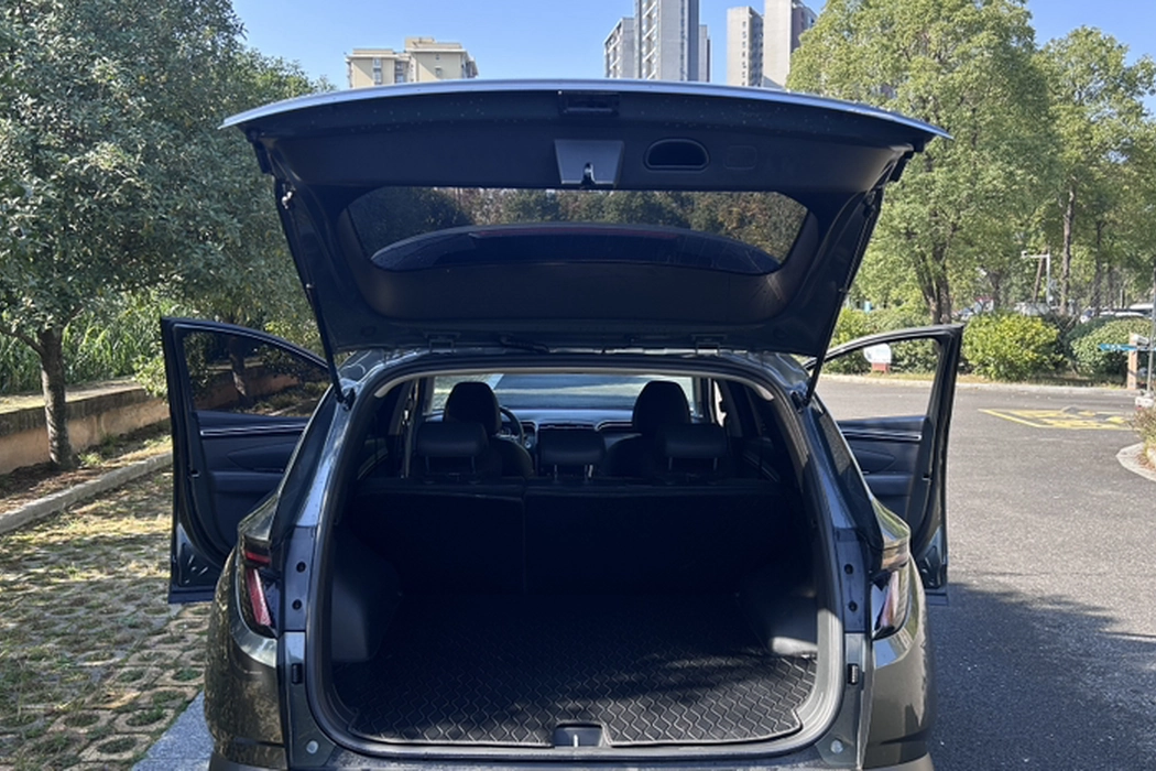 Hyundai 2021 Tucson L 1.5T DCT LUX Premium Edition