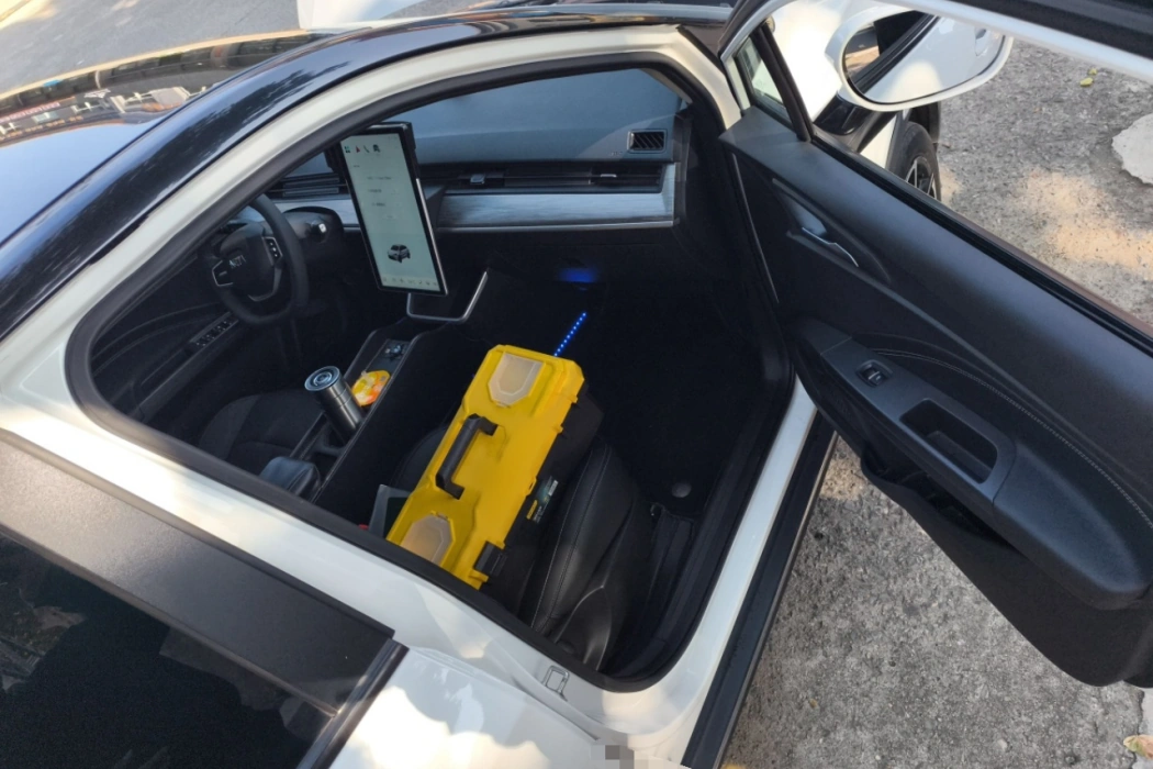 Фото машины 24