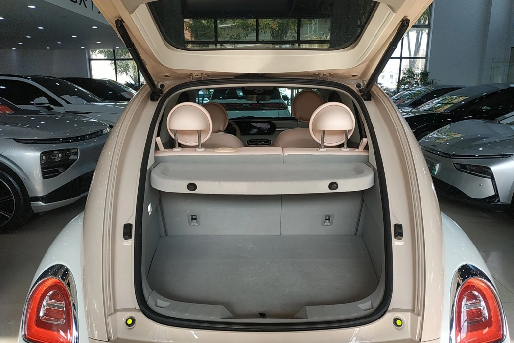 Фото машины 23