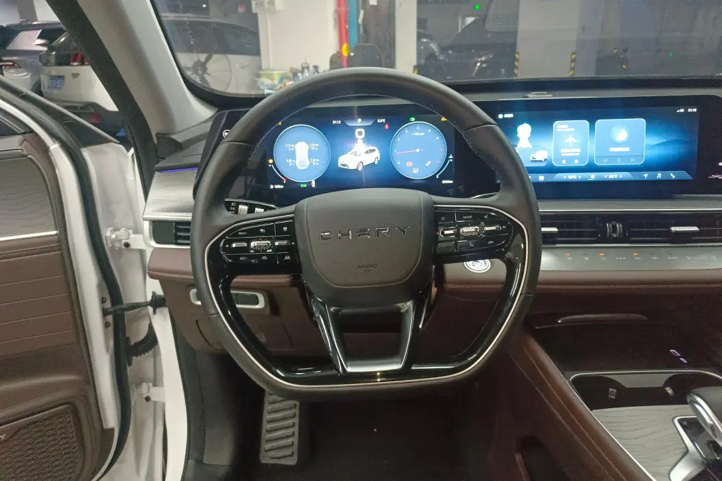 奇瑞 瑞虎8 PRO 2024款 冠军版 390T 两驱巅峰版 5座