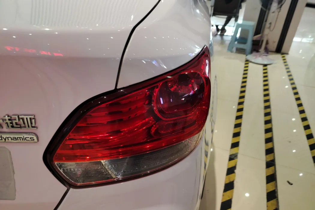 起亚 焕驰 2017款 1.4L 自动智享版Value