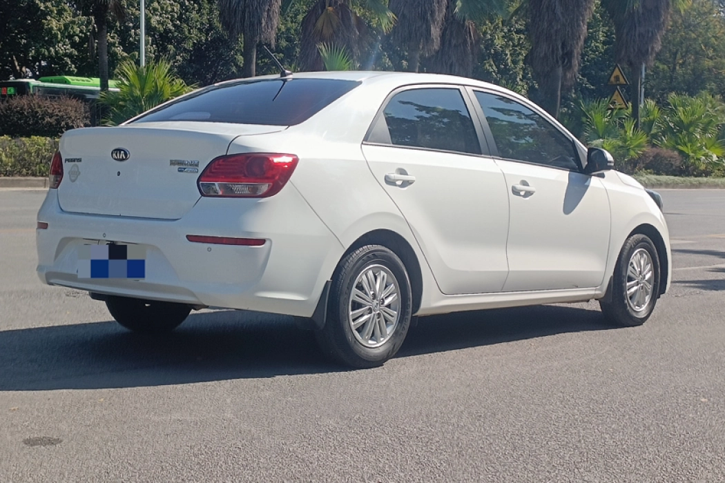 起亚 焕驰 2019款 1.4L 手动智享版Value 国VI