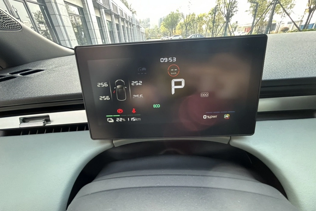 Roewe D6 2025 520km Smart Edition