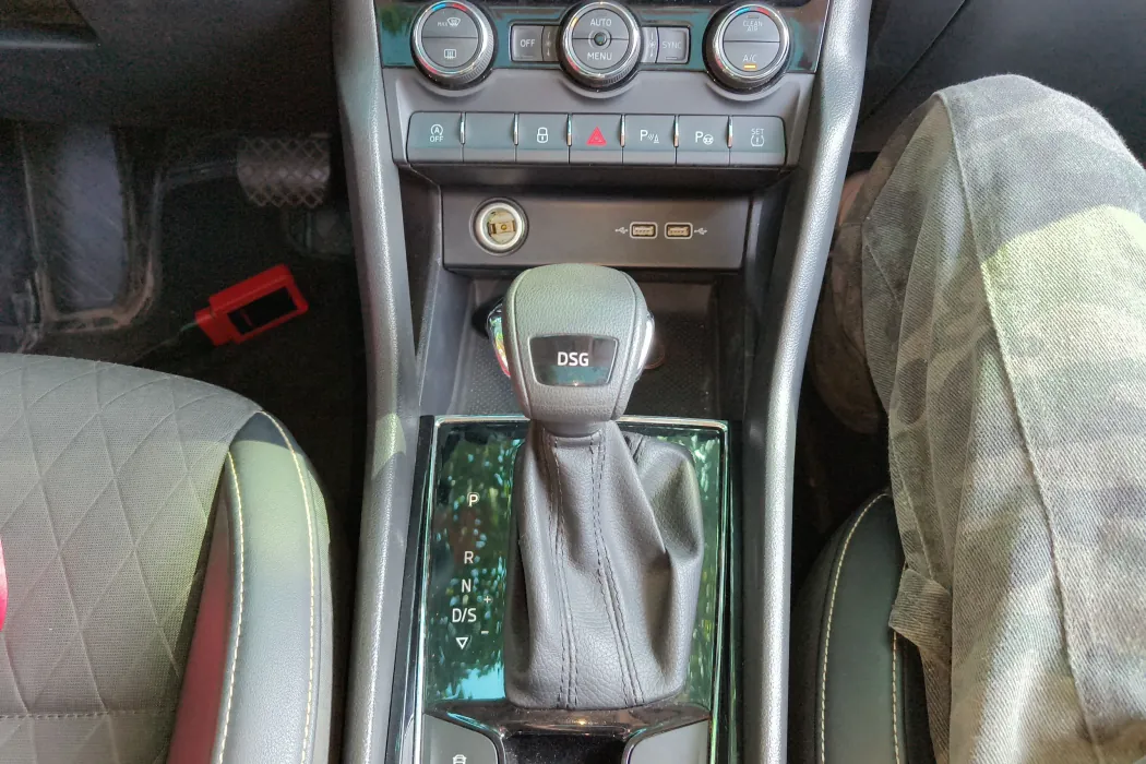 Skoda Kolok 2019 model ZI280 Zhixing Deluxe Edition Country V