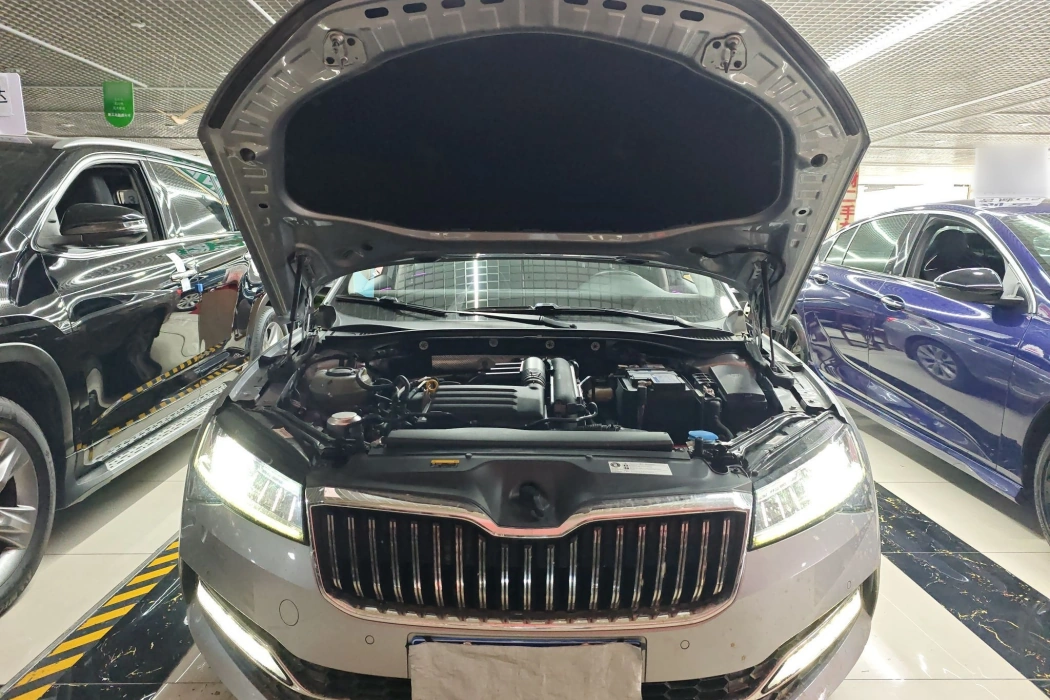 Фото машины