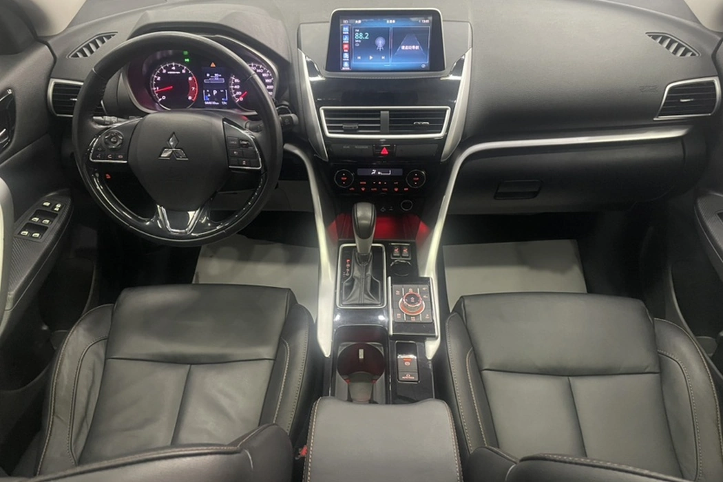 Mitsubishi Yige 2019 1.5T CVT two-wheel drive upgraded version Country VI