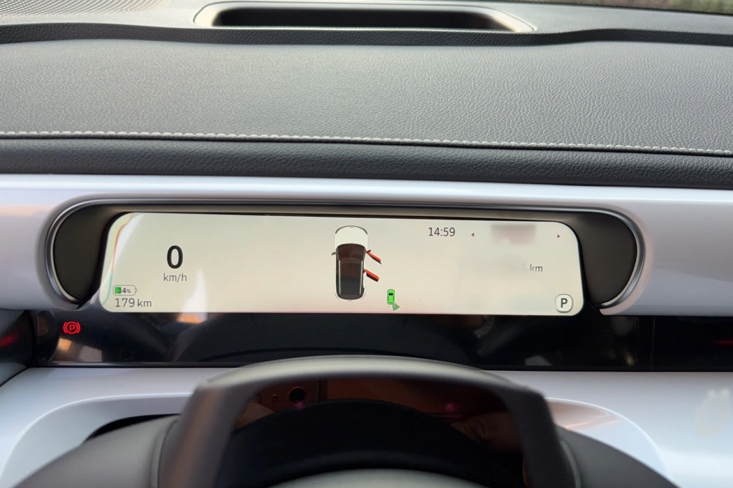 Фото машины 33