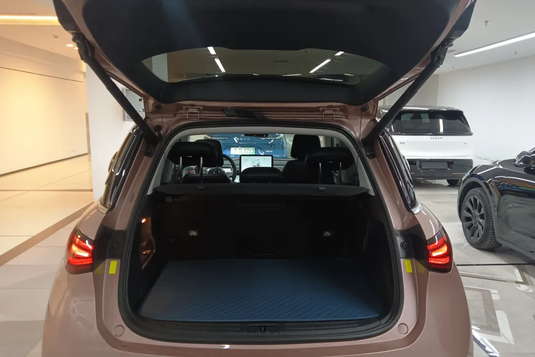 Фото машины 18