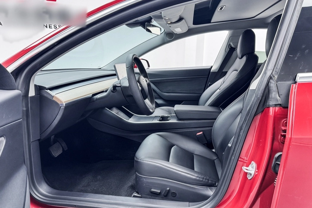 Tesla Model 3 2019 standard battery life rear drive upgraded version