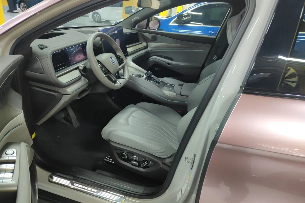 Denza N7 2024 630 four-wheel drive Smart driving Ultra Edition