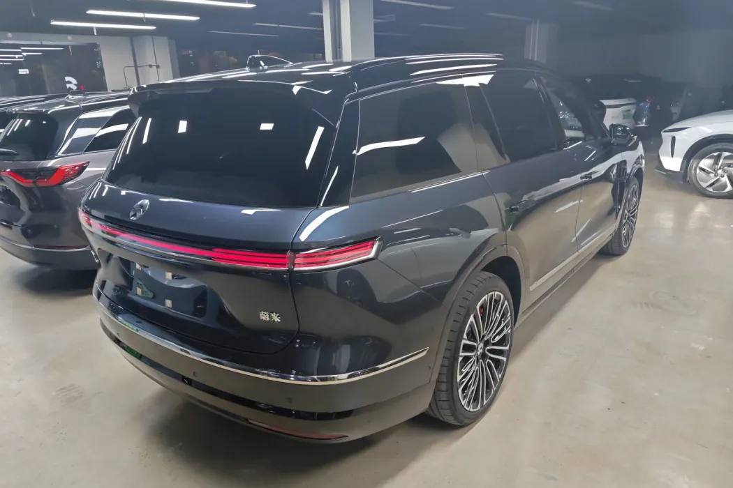 Nio ES8 2026 six-seater Executive signature Edition