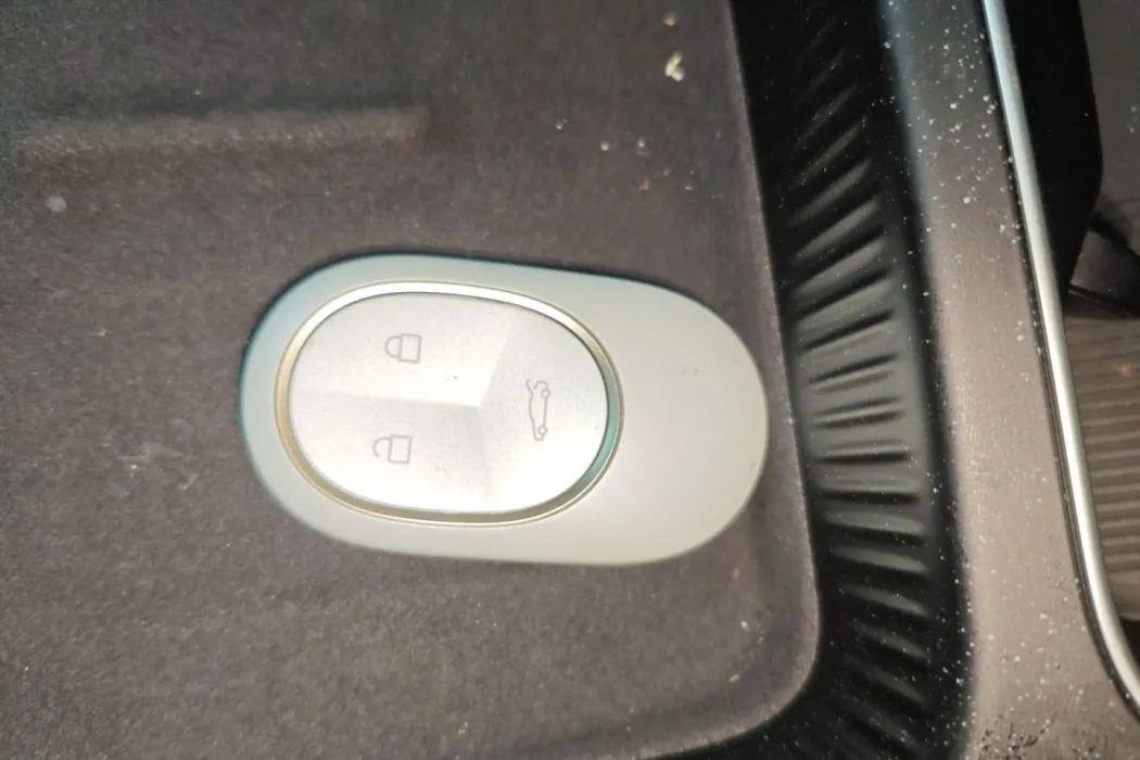 Nio ET5T 2025 Champion Commemorative Edition 75kWh Touring